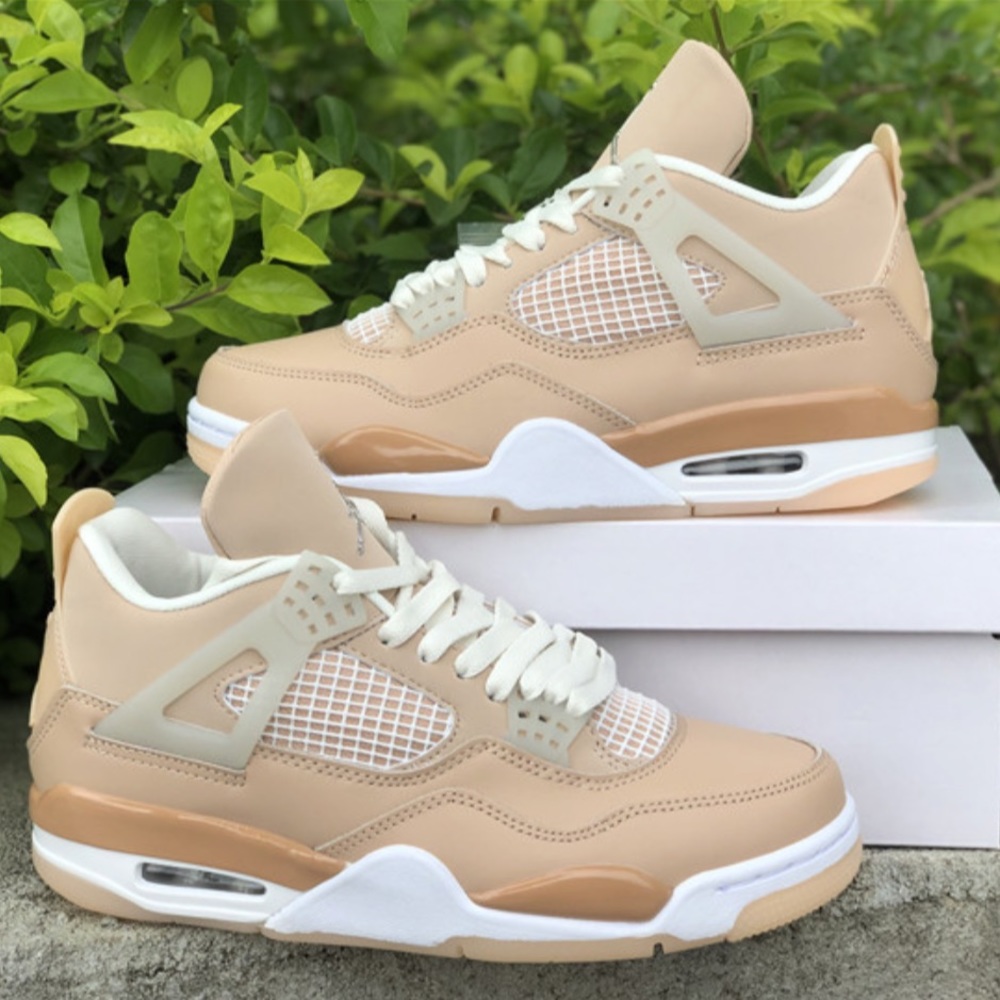 Air Jordan 4 Retro 'Shimmer' - Picture 1 of 5